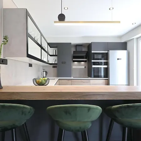 Rex Central Appartement Zadar