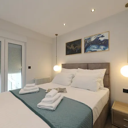 Rex Central Appartement Zadar